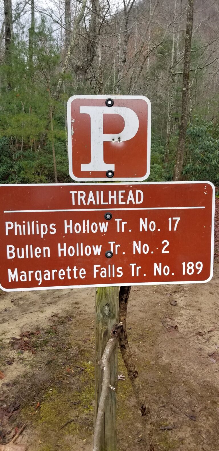 Trailhead sign: Phillips Hollow, Bullen Hollow and Margarette Falls trails