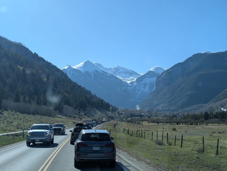 Snowy peaks at the end of the Telluride valley